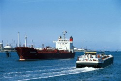 Commercial_Gas_Use Boat